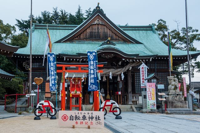 Hiroshima Temple, a serene site of worship and reflection.