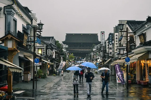 zenko-ji-temple-street.jpg
