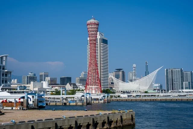 private-japan-tours-kobe-tour-tower.jpg