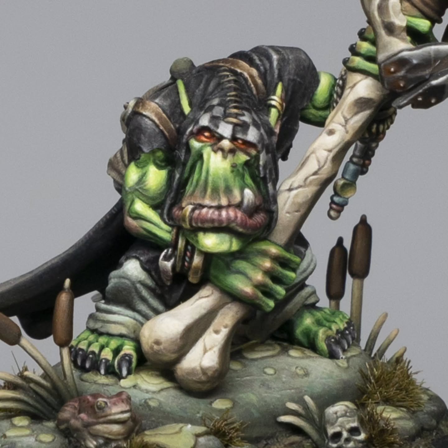 With the launch or Armageddon my feed is sudenly full of incredible orks, so despite this being WHFB I thought to join in and post some close-ups of my Nazgob, painted in 2024. 

This is such an iconic sculpt by Brian Nelson, might even be my favouri