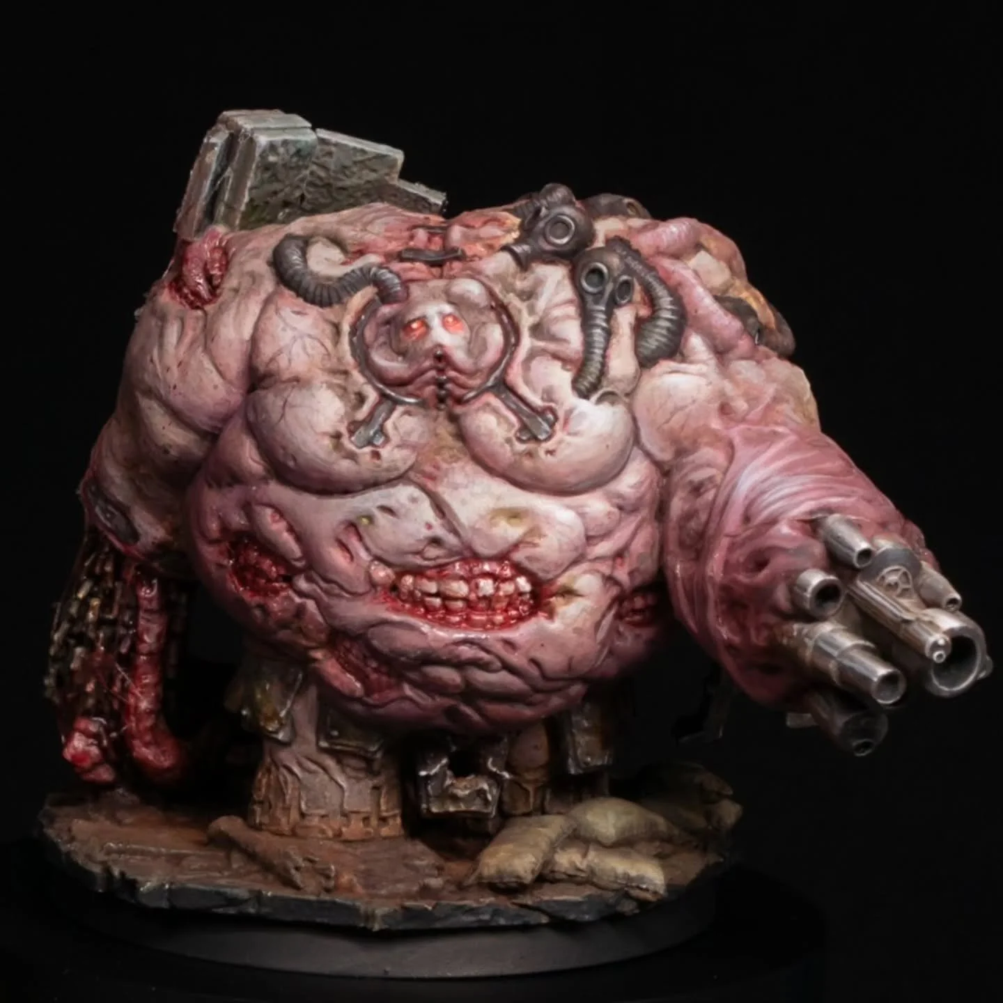 Today I want to show you a model I painted for @mortalminiatures , their horrific ans gruesome new Corpus Allatum model. The campaign for it is now live at https://www.backerkit.com/c/projects/mortal-models/corpus-allatum-physical-and-digital-miniatu
