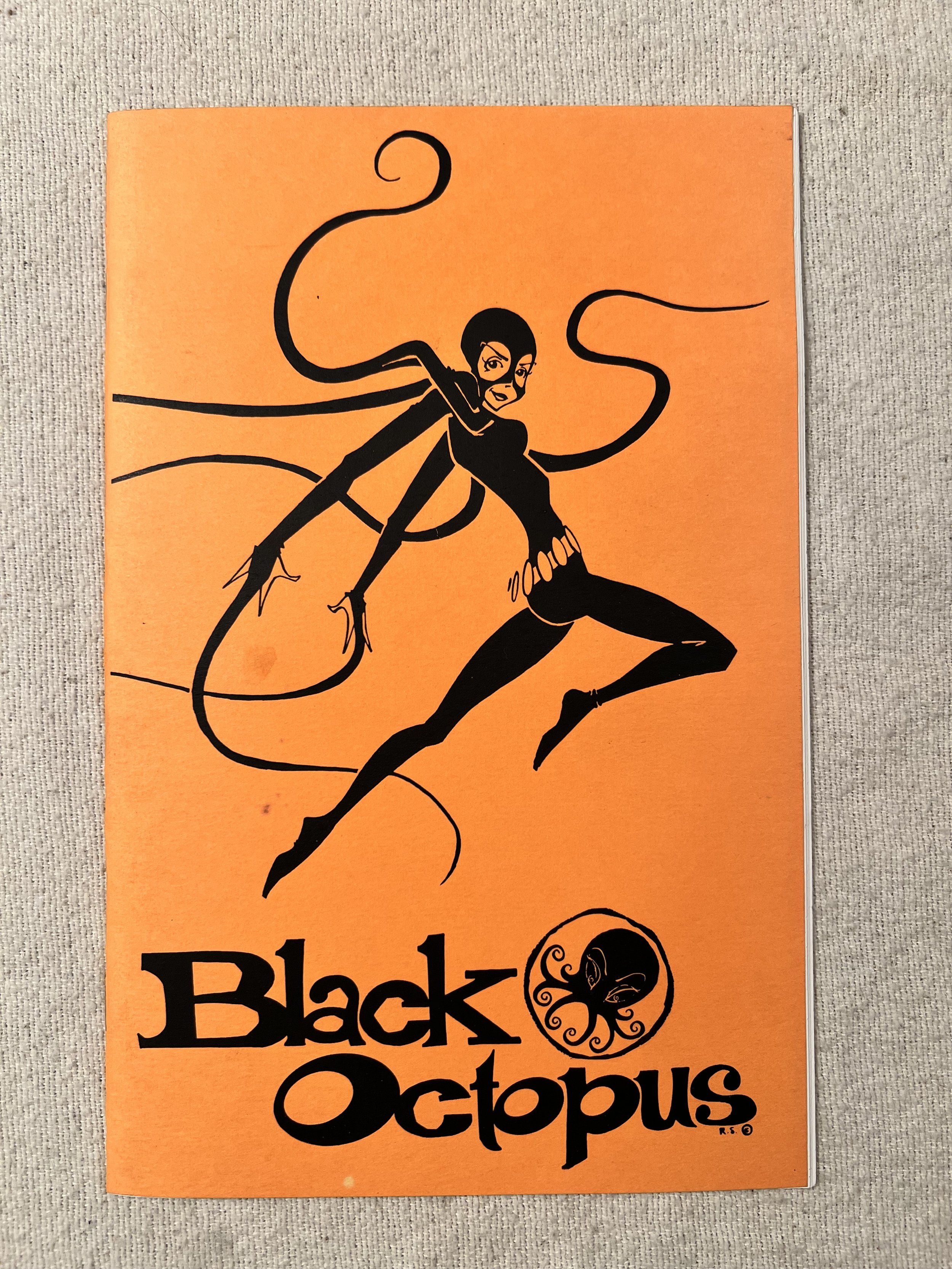 Black Octopus, Orange Cover
