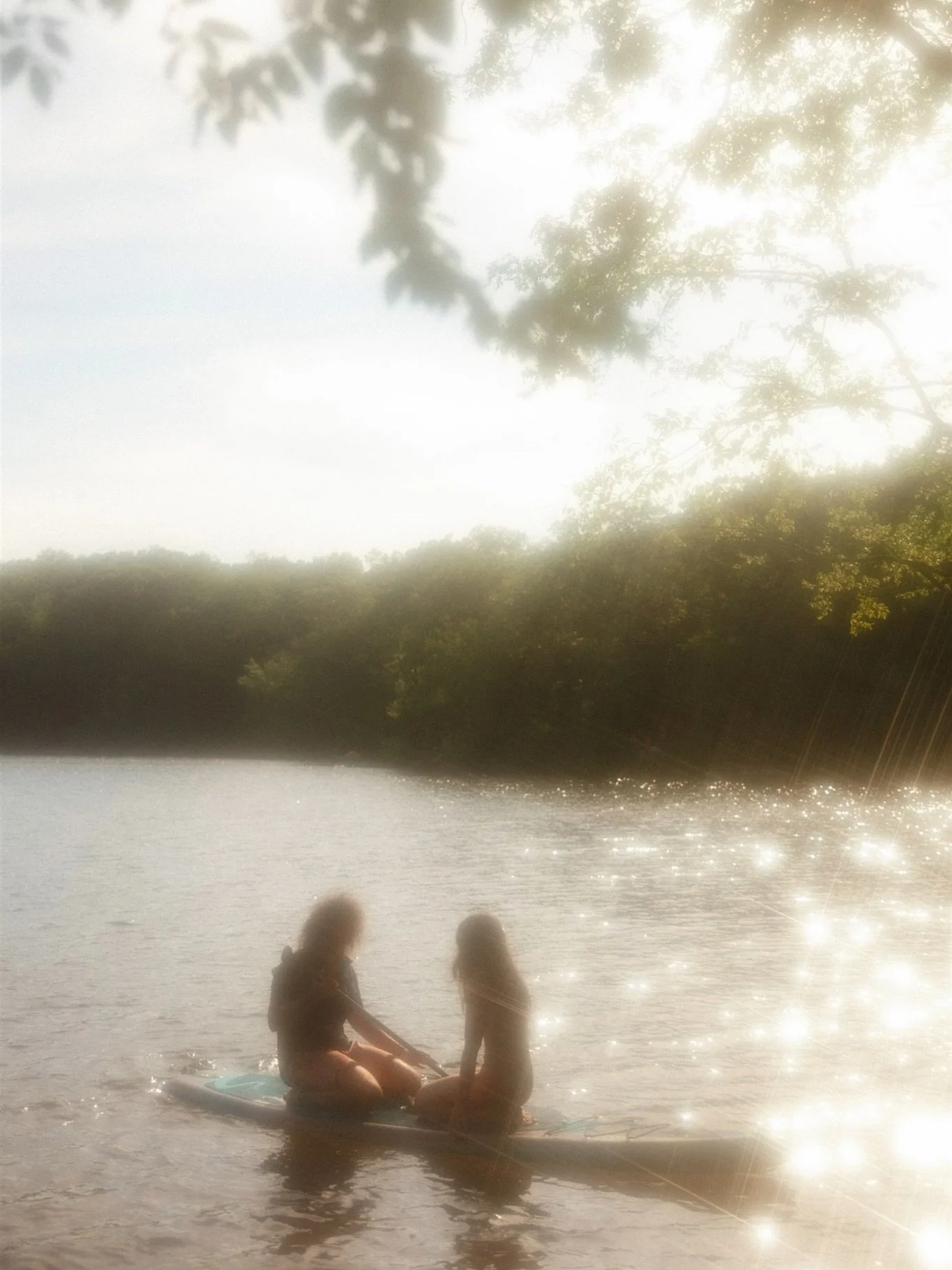 August slipped away like a bottle of wine&hellip;

Concept @parkplacephoto 
Pizza @mondomiddletown 
Couple @dani_rodgrs
