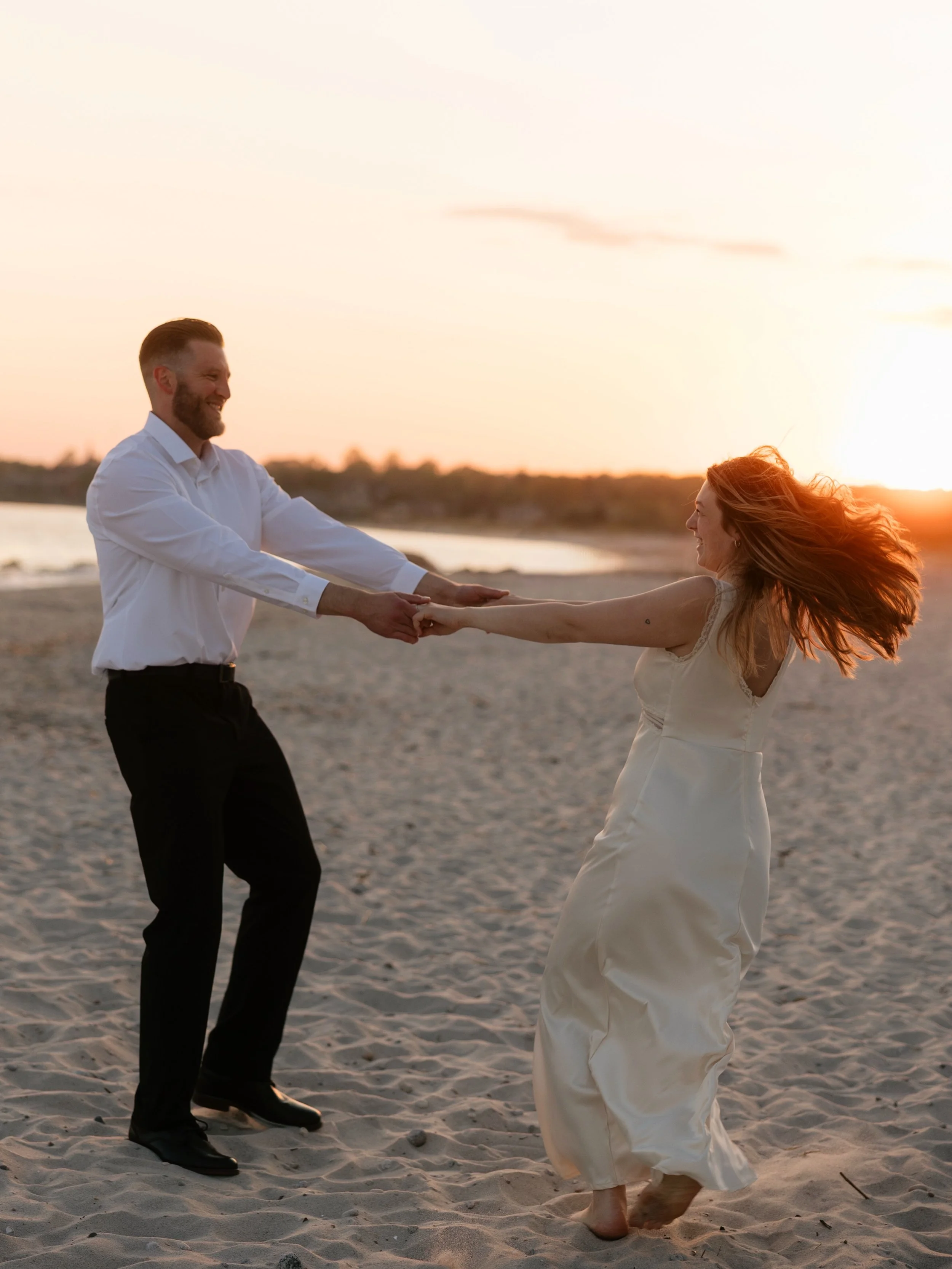OBSESSED IS AN UNDERSTATEMENT!!! Erin and Will are going to have like three separate posts because I&rsquo;m in love with them and all of these photos. We were suppose to shoot one of the super cold days and I&rsquo;m so happy we rescheduled because 