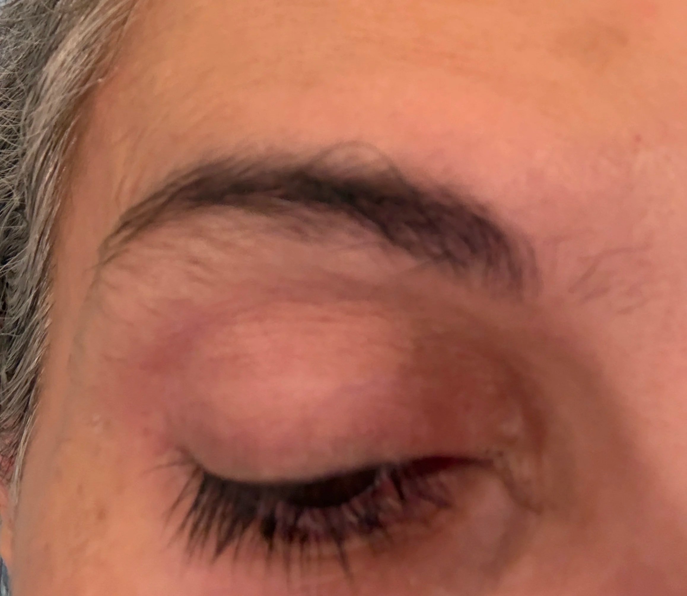 Violette de Ayala showing Eyebrow growth