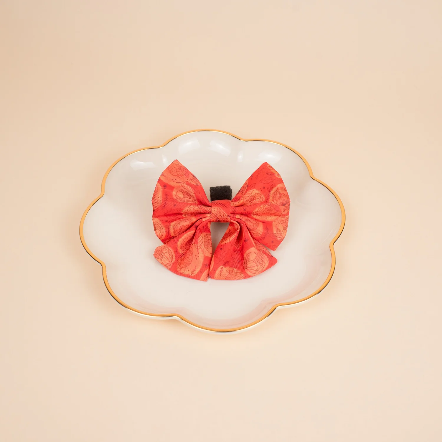 Sunlit Blooms - Sailor Bow