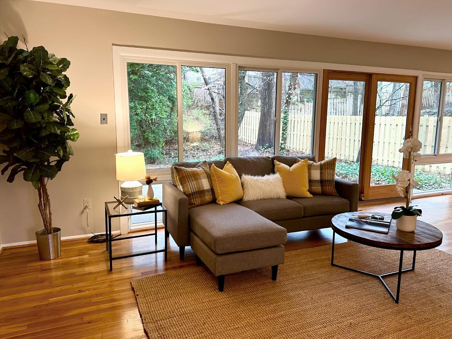 First impressions are key when it comes to #HomeStaging! Take in your first impression with a sneak peek of the entry at our most recent staging in Rockville, MD! Stay tuned, we can&rsquo;t wait to share with you!

P.S. did you guess yellow based on 