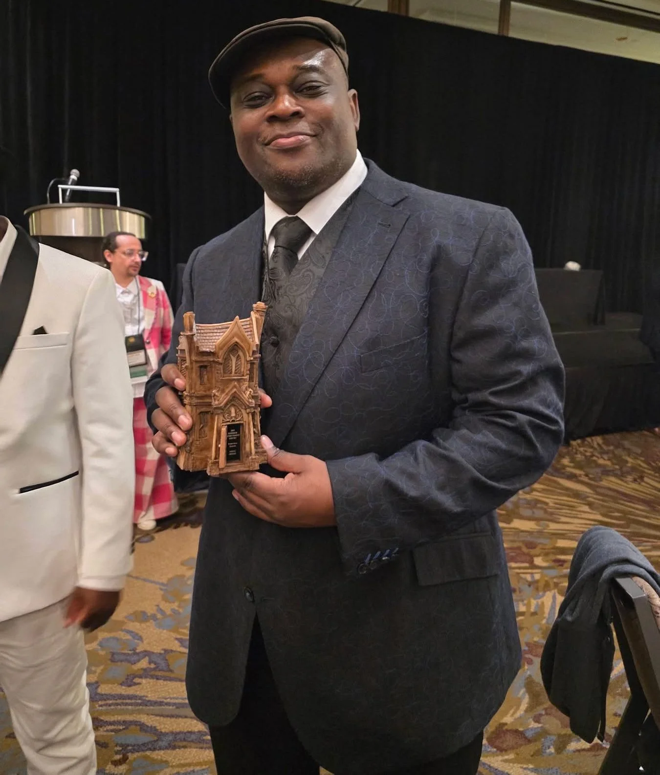 Bram-Stoker-Award-Winners001.jpg