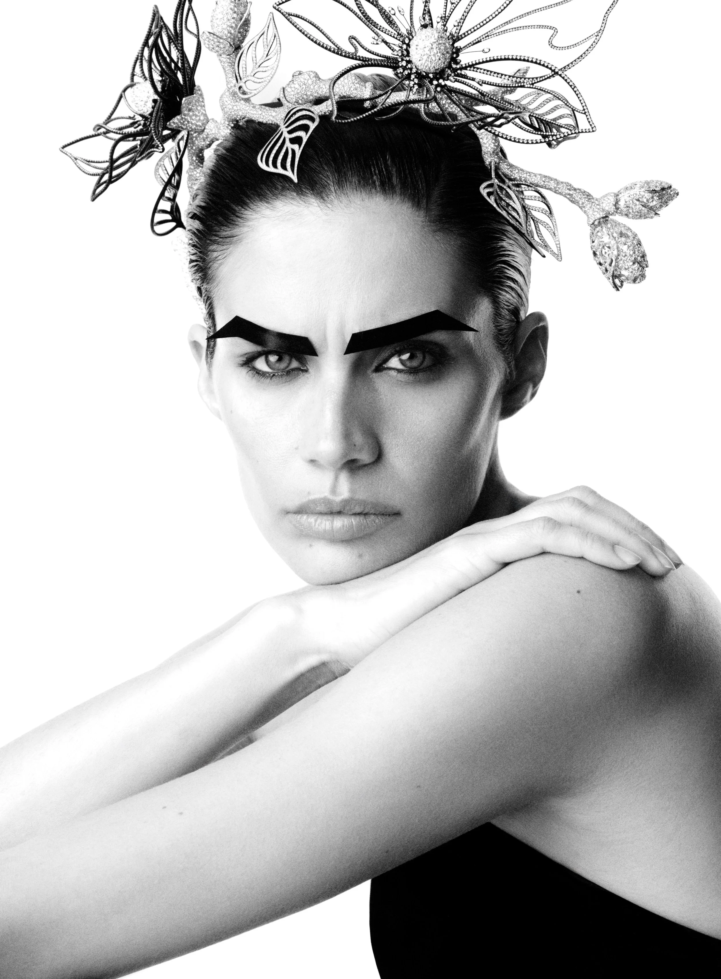 2025-05-28_V_MAGAZINE_04_092.jpg