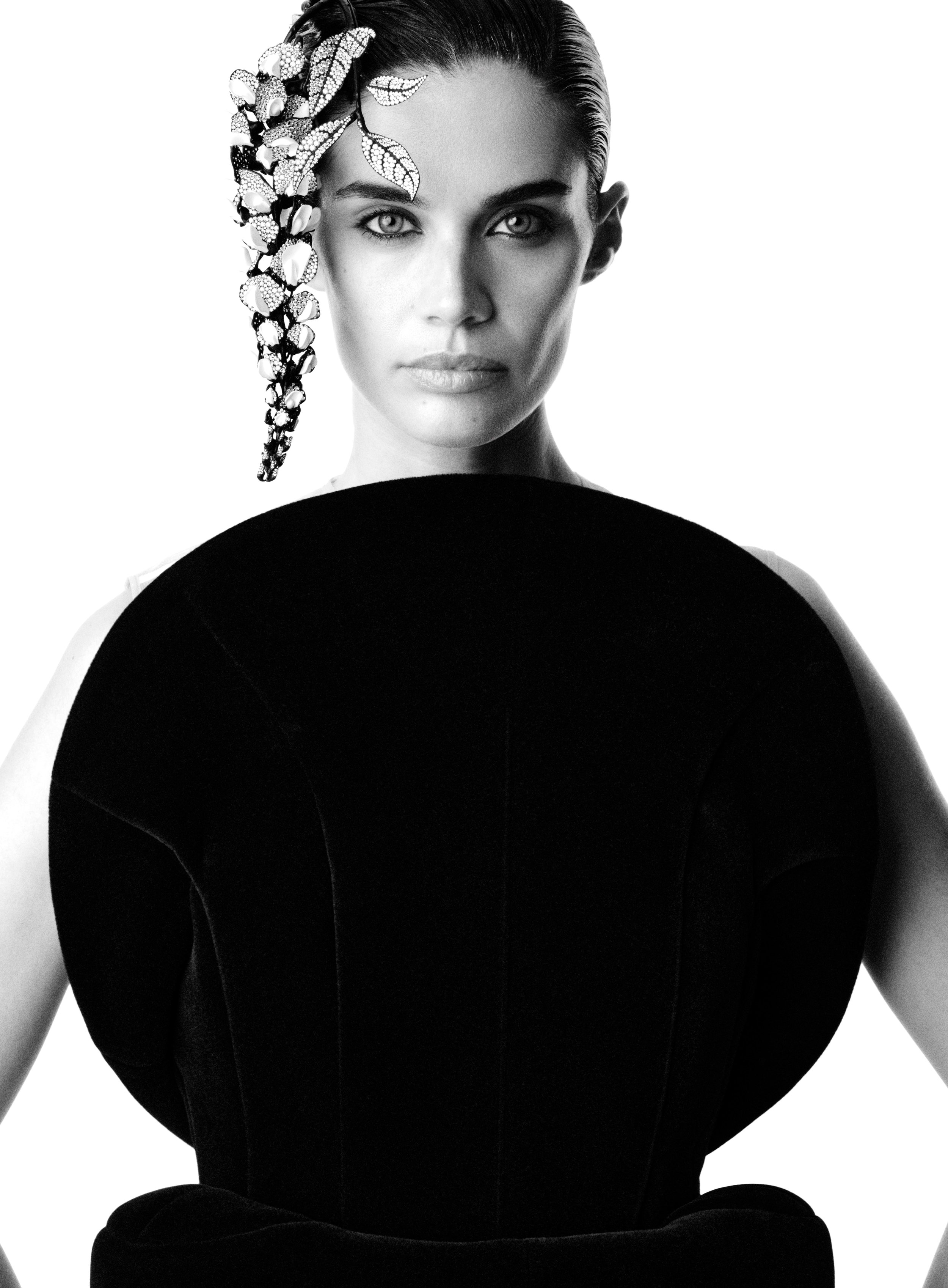2025-05-28_V_MAGAZINE_03_070.jpg