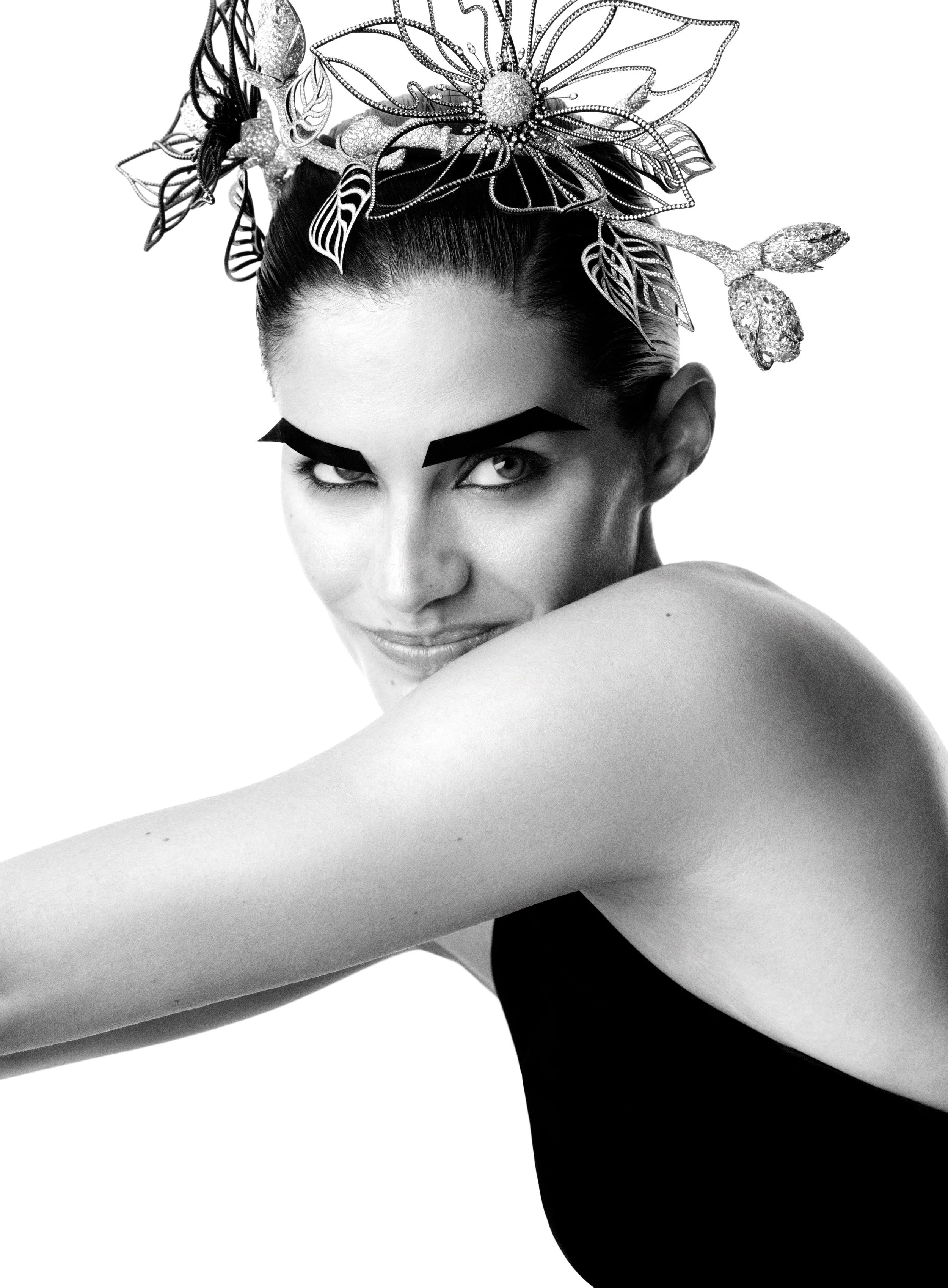 2025-05-28_V_MAGAZINE_04_104 1_OG.jpg