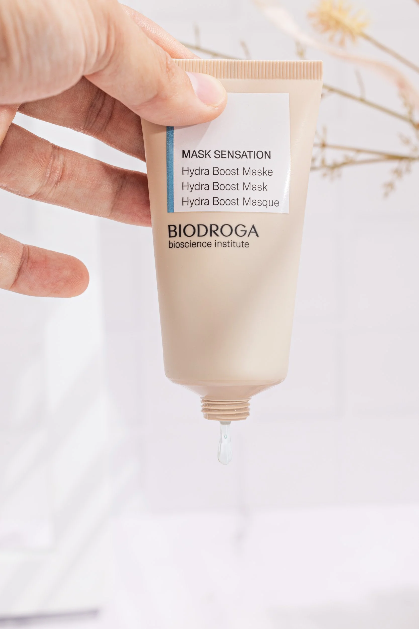 biodroga-hydraboost-sensation-styled-4-hr.jpg