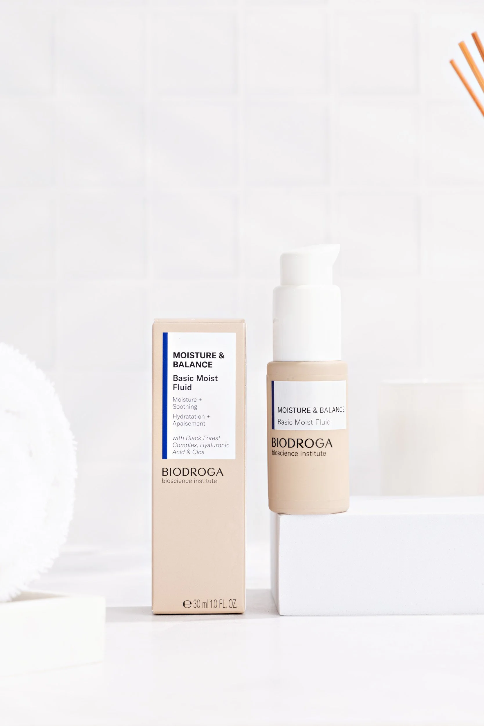 biodroga-moist-balance-basicmoist-styled-1-portrait.jpg