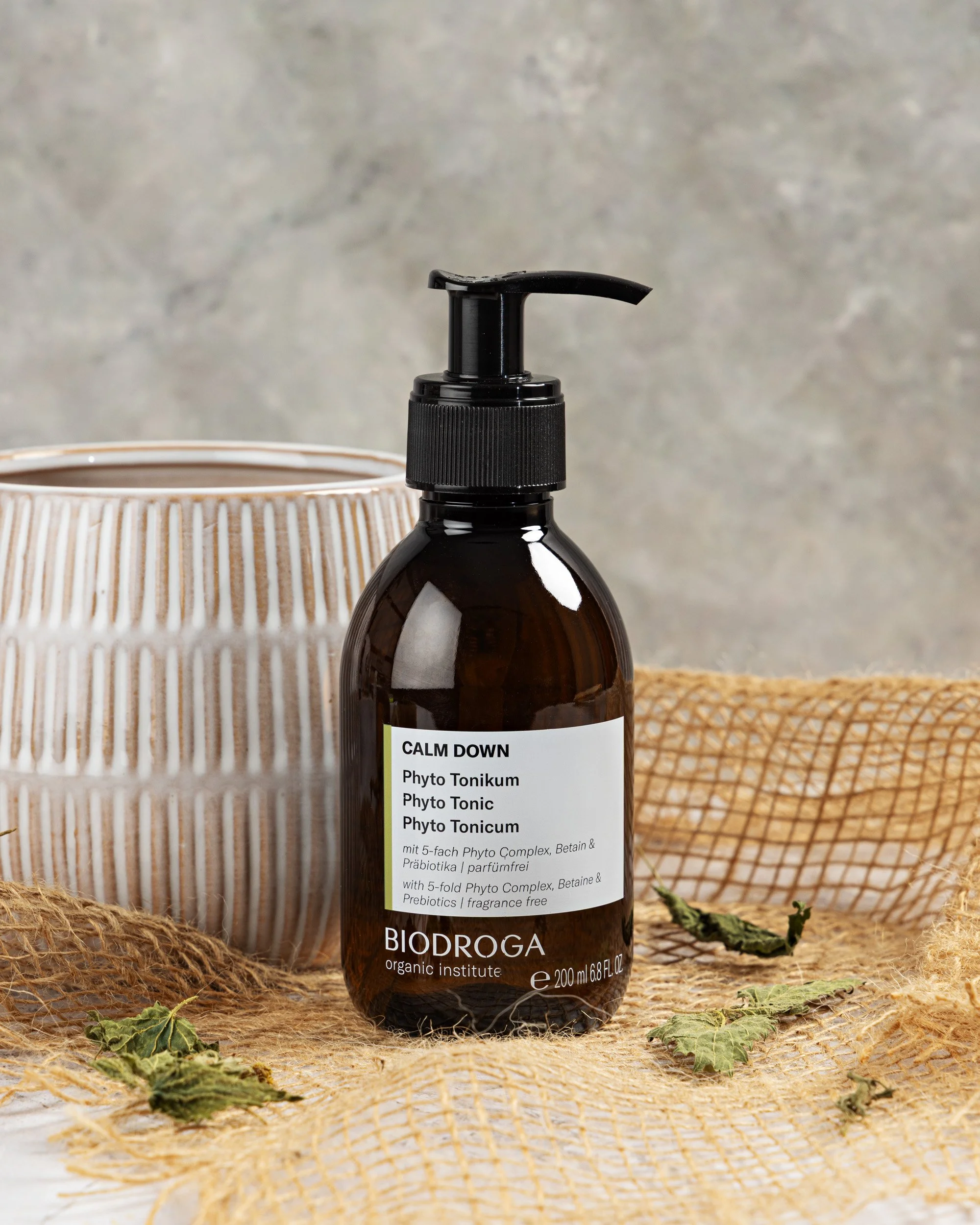 biodroga-calmdown-styled-1-4-5ratio.jpg