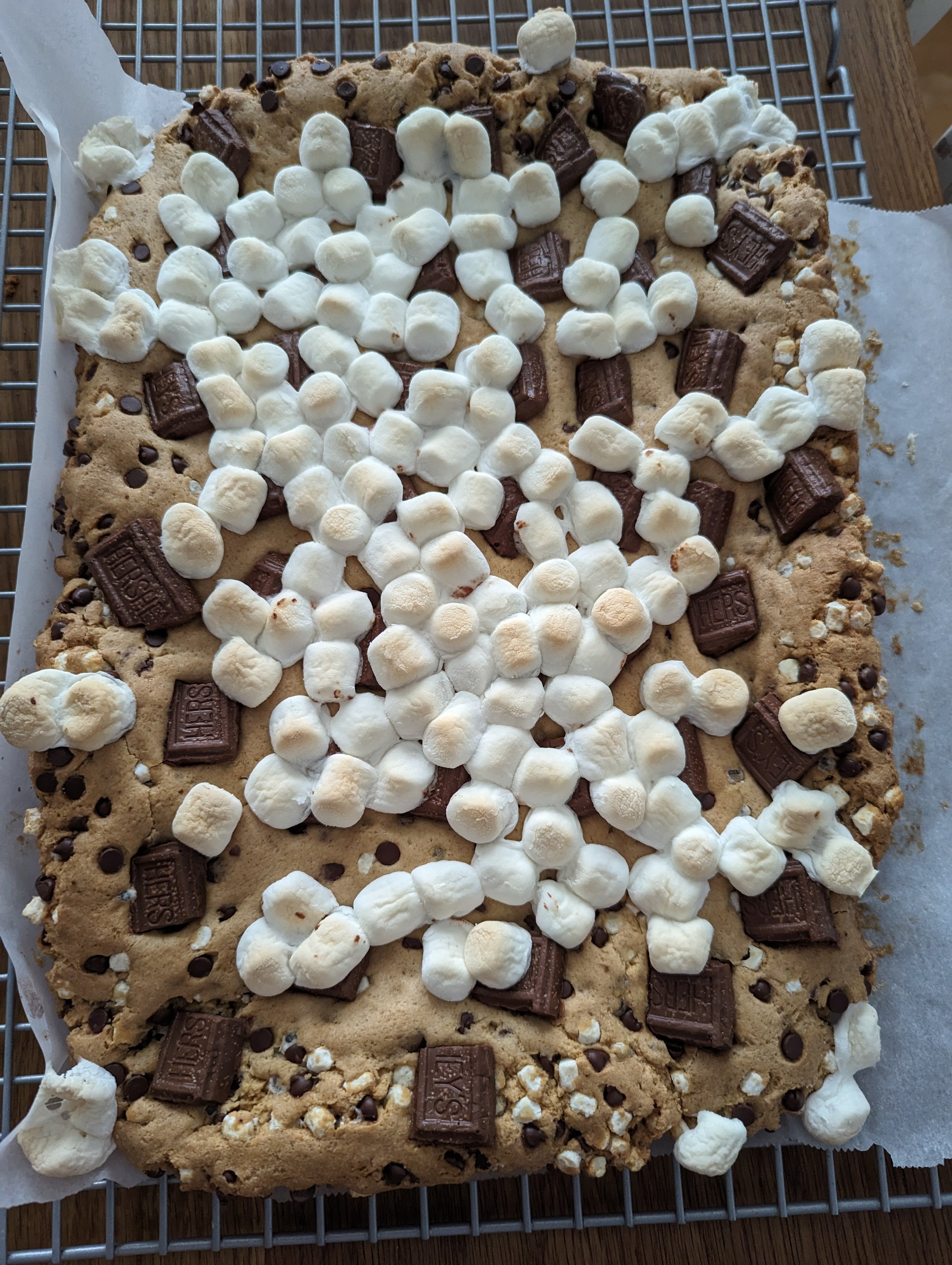 Chocolate chip marshmallow bar