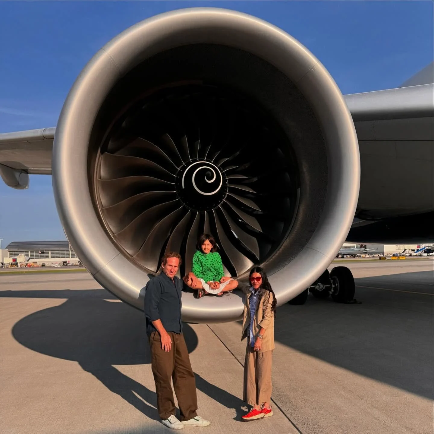 787 Dreamliner. Lotta traveling with these two this summer! ❤️✈️