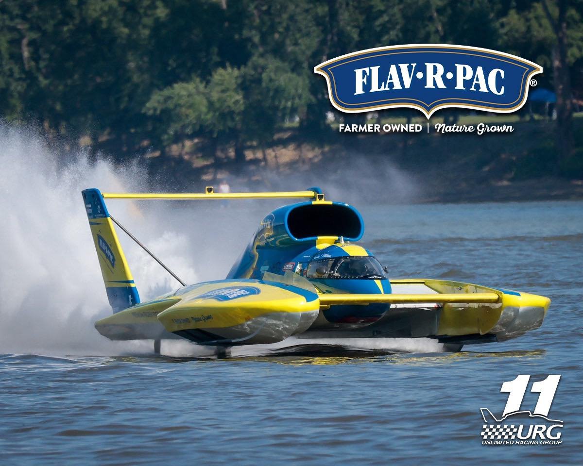 Driver Jamie Nilsen in the U-11 FLAV-R-PAC unlimited hydroplane survived the river only missing one bullnose for 2nd place in Heat 1A of the Madison Regatta.
@madison.regatta | @h1_unlimited_hydroplanes