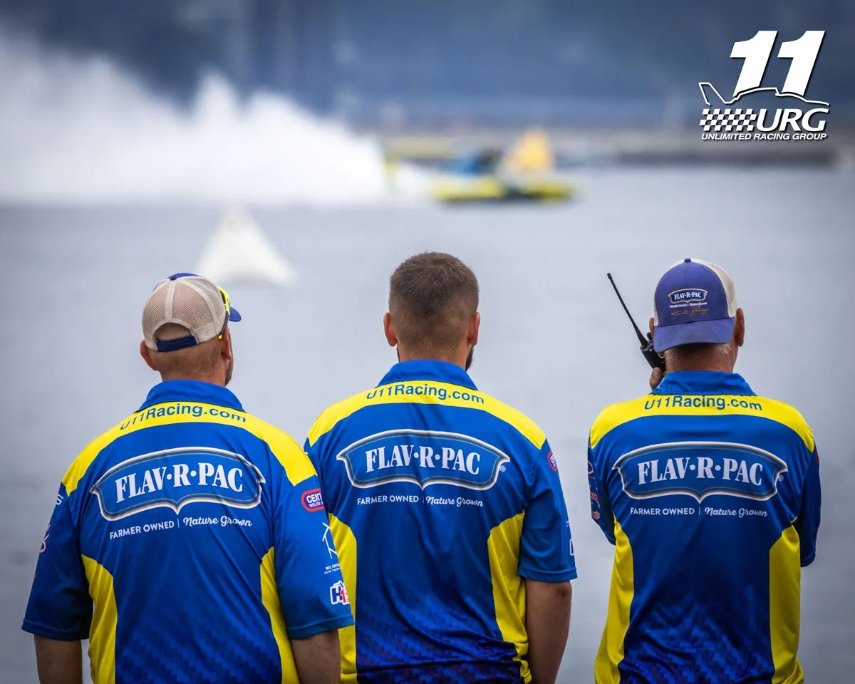 U-11 Miss FLAV-R-PAC crew members Travis, Brandon and Ken watching the boat run during testing at Seafair 2025.
@seafairfestival | @h1_unlimited_hydroplanes