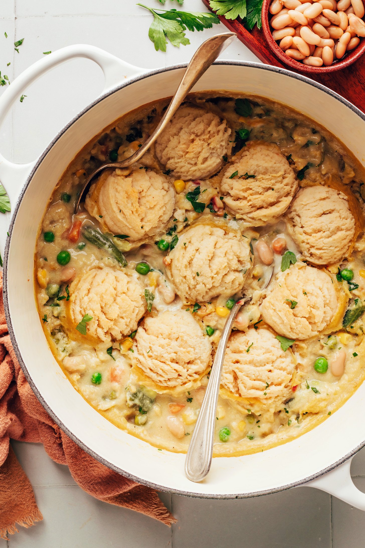 VEGAN WHITE BEAN POT PIE SOUP