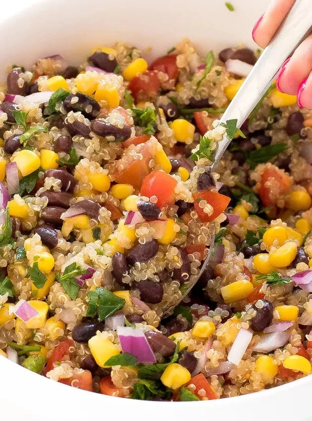 TOMATO &amp; BLACK BEAN QUINOA SALAD