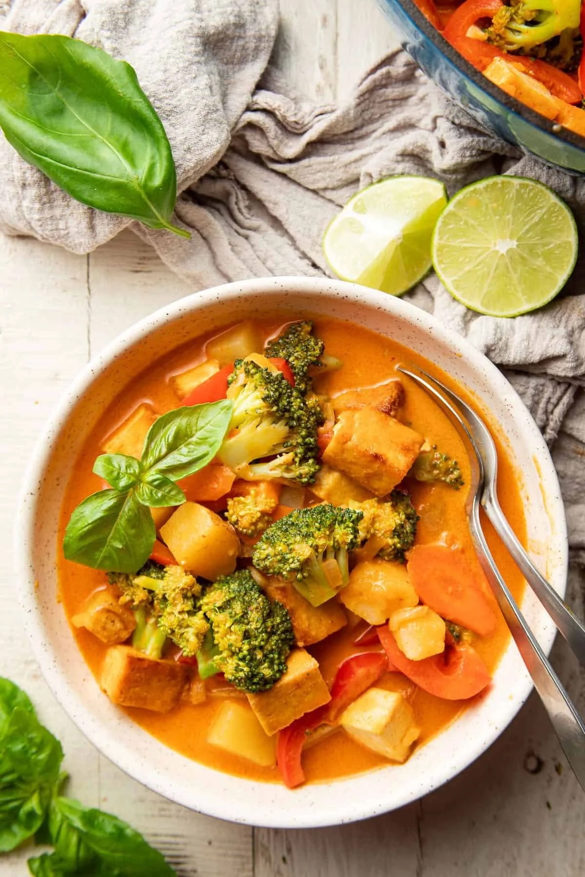 VEGAN RED CURRY WITH TOFU &amp; VEGETABLES