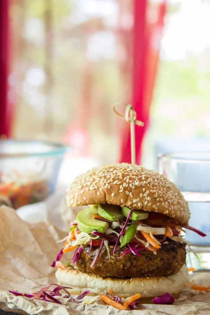 TERIYAKI TEMPEH BURGERS