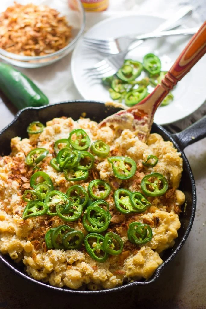 VEGAN JALAPEÑO POPPER MAC &amp; CHEESE
