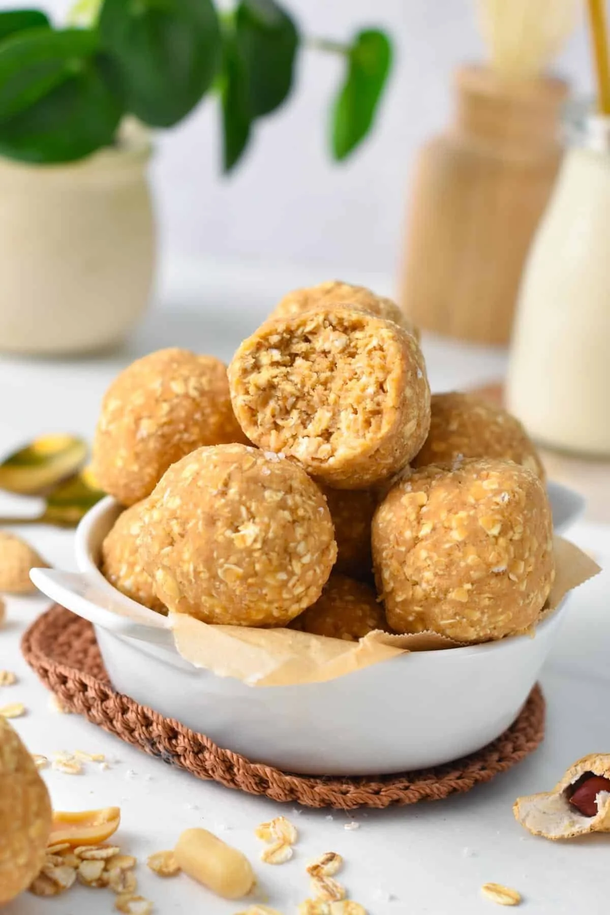 LOW CALORIE PROTEIN BALLS