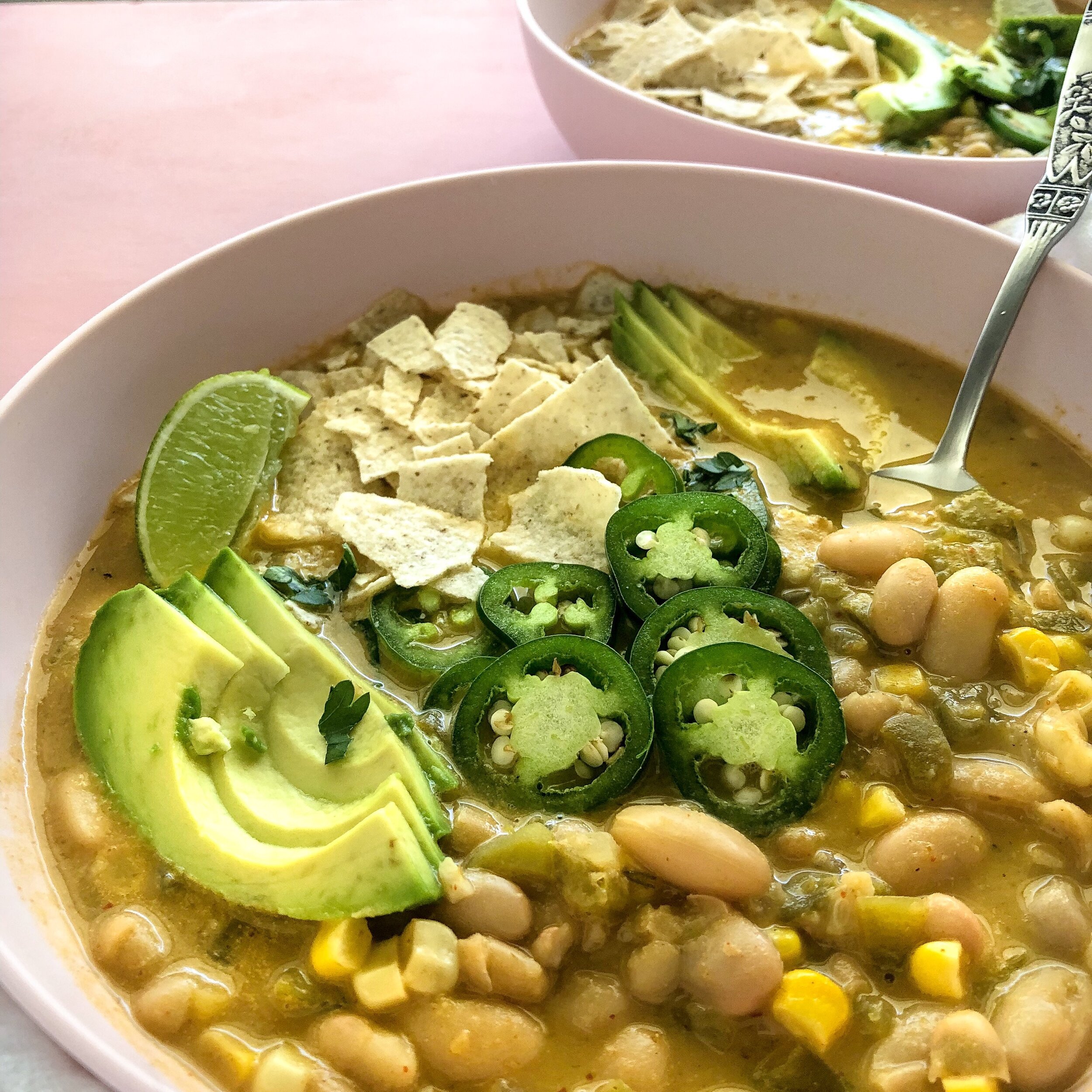 CREAMY WHITE BEAN CHILI