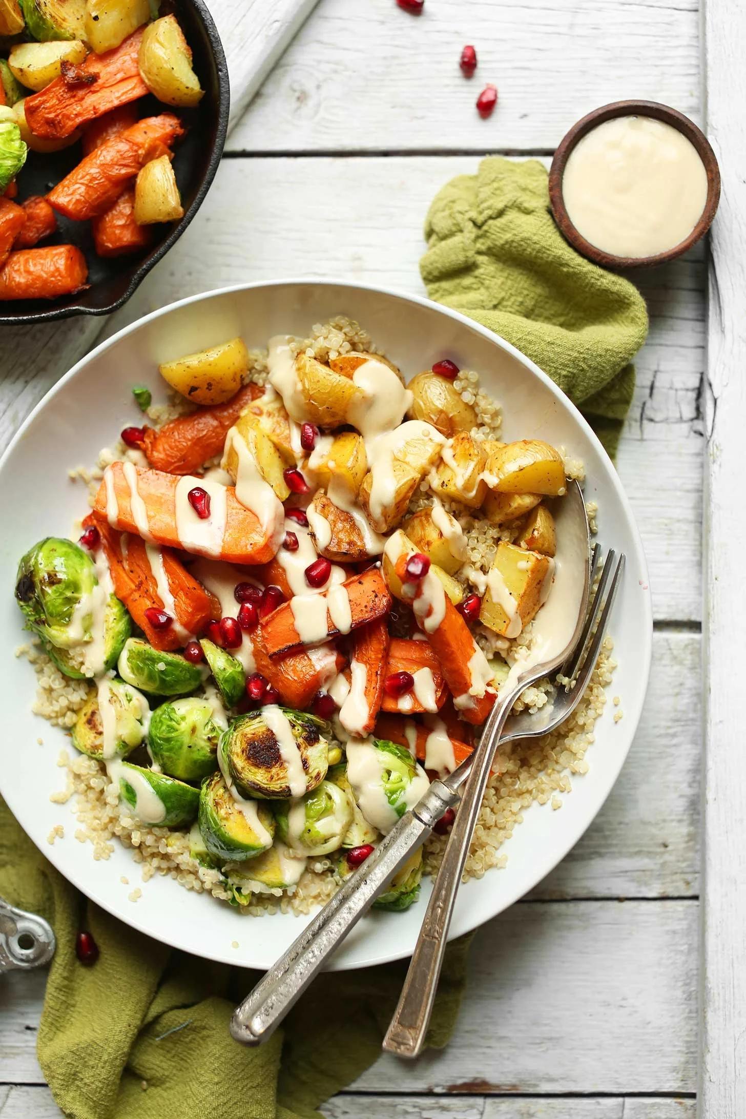 ROASTED VEGETABLE &amp; QUINOA HARVEST BOWLS