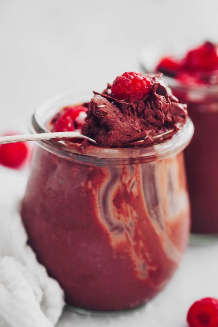 BEST SILKEN TOFU CHOCOLATE MOUSSE (FLUFFY &amp; VEGAN)