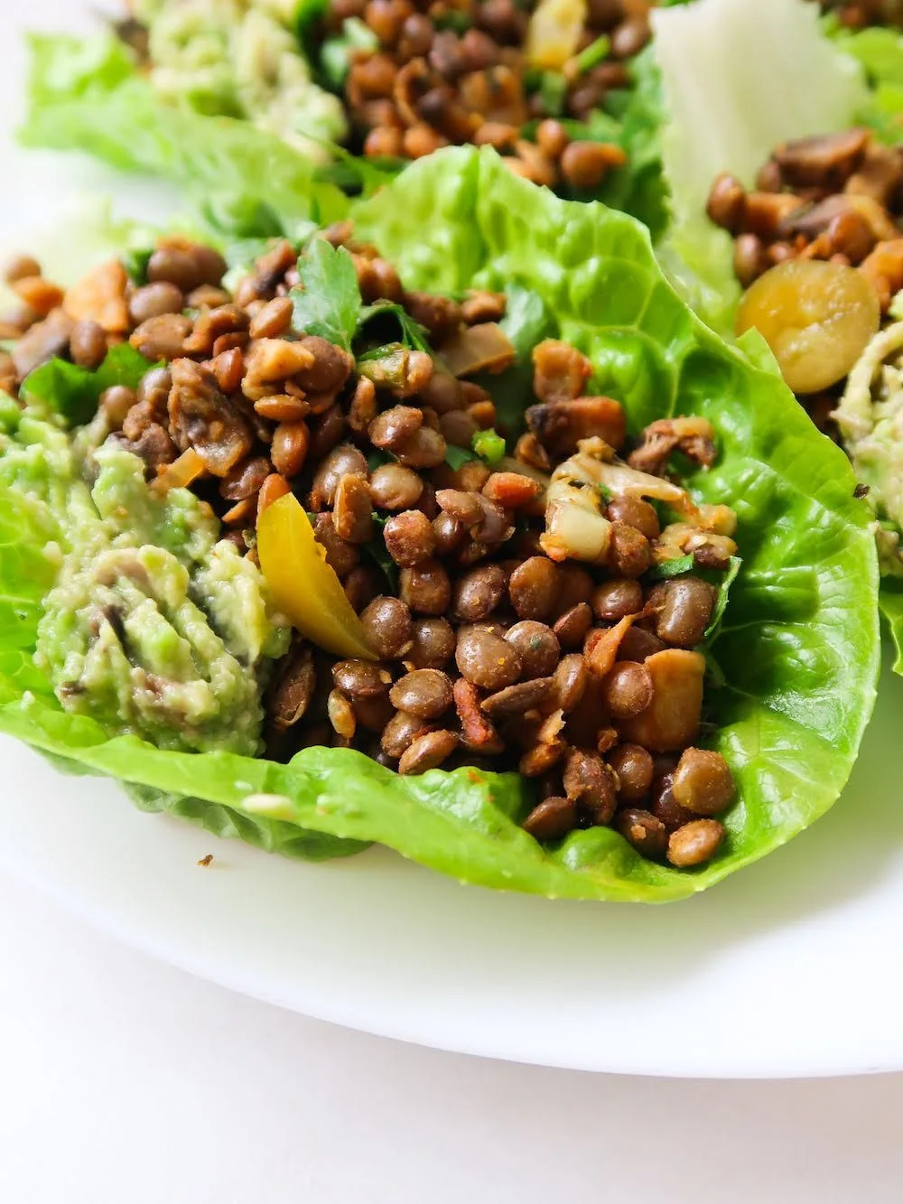 10-MINUTE LENTIL LETTUCE TACOS