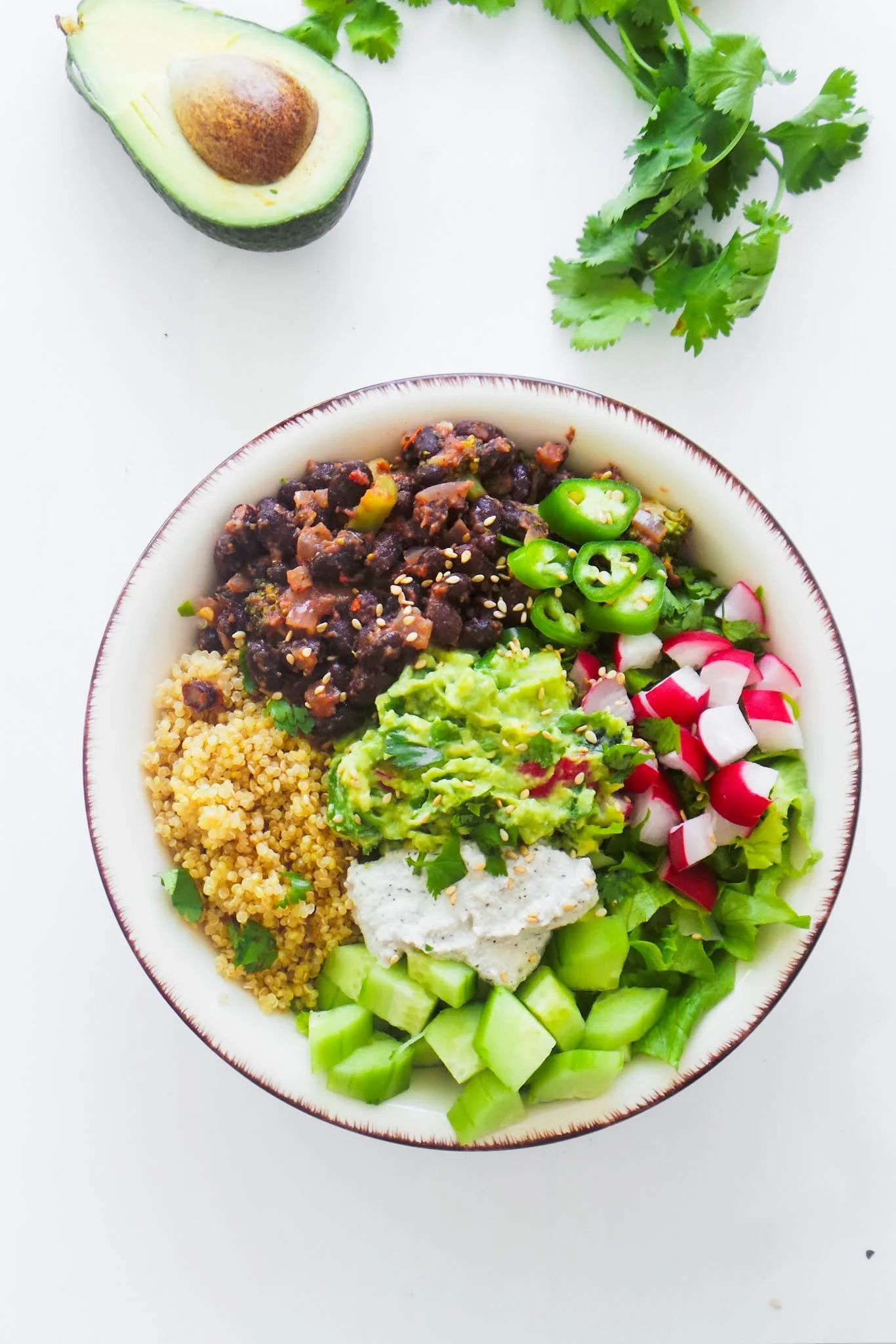 BLACK BEAN QUINOA BOWLS - MEAL PREP RECIPE