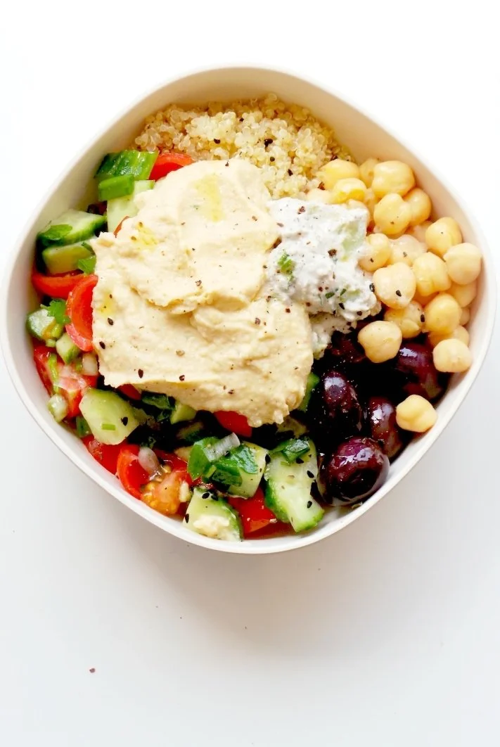 5 MINUTE MEDITERRANEAN BOWL - HEALTHY LUNCH MEAL PREP RECIPE