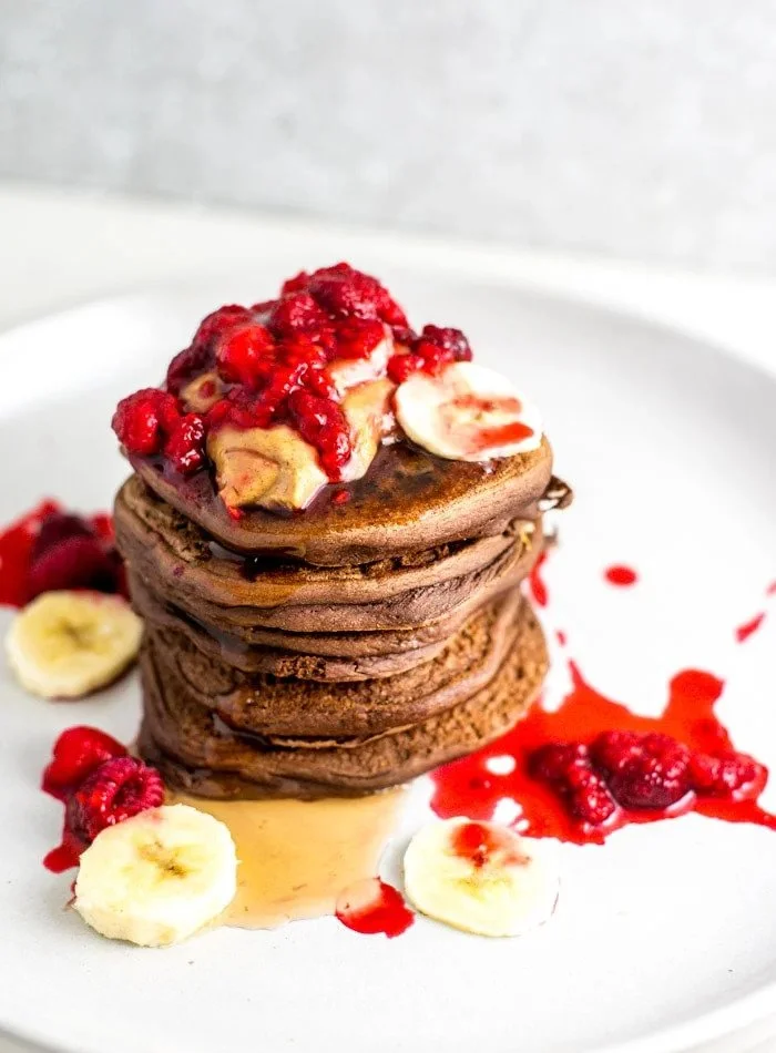 VEGAN CHOCOLATE PROTEIN PANCAKES