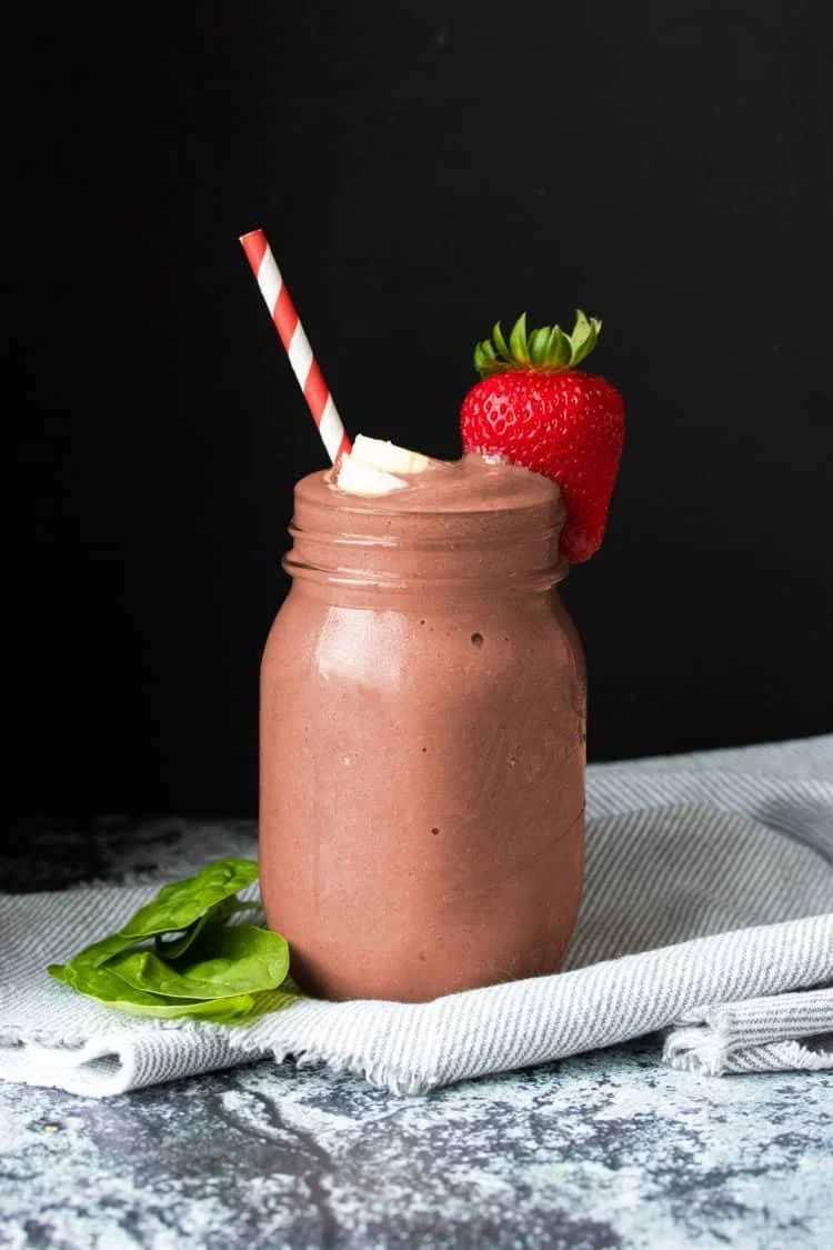 STRAWBERRY BANANA SPINACH PROTEIN SMOOTHIE