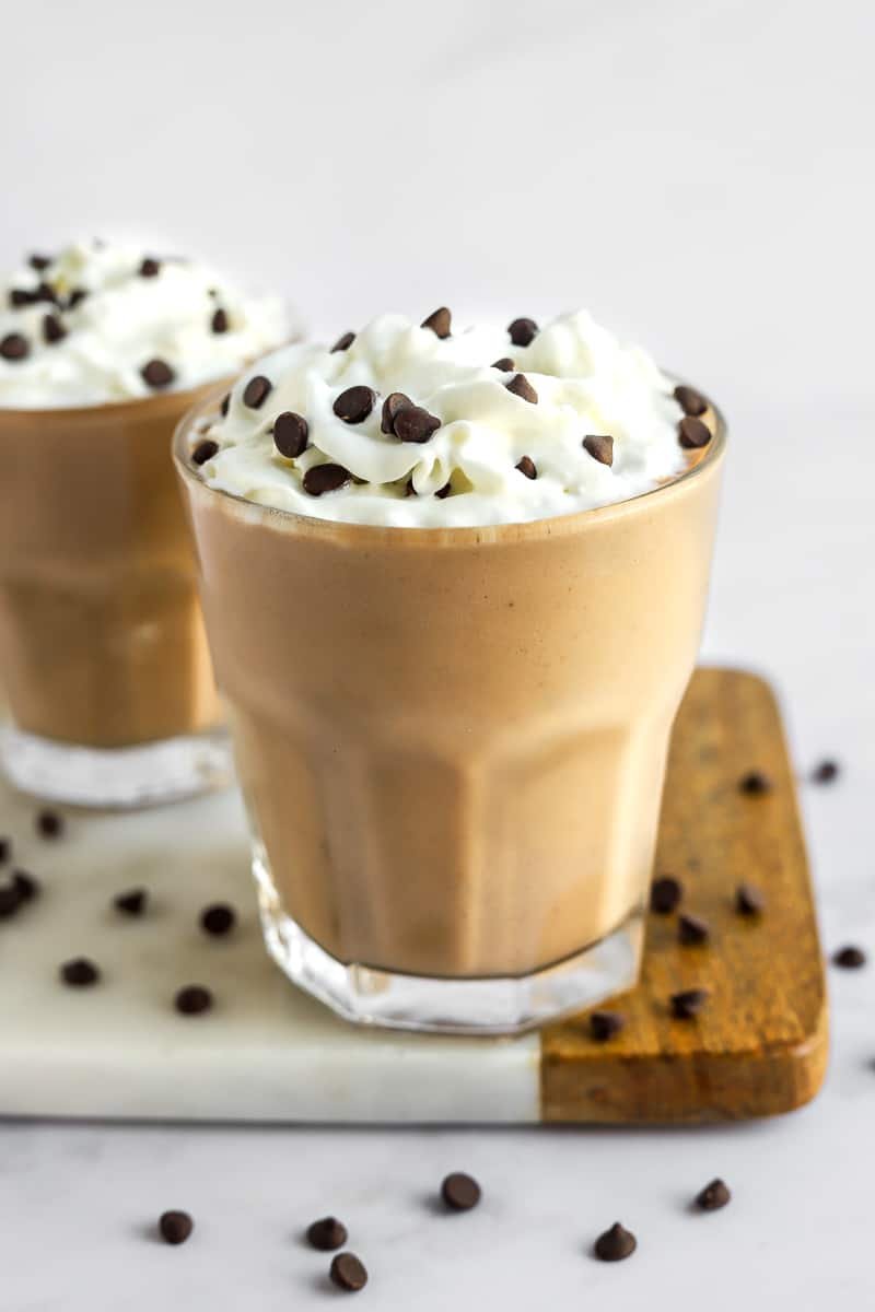 HEALTHY PROTEIN CHOCOLATE SHAKE