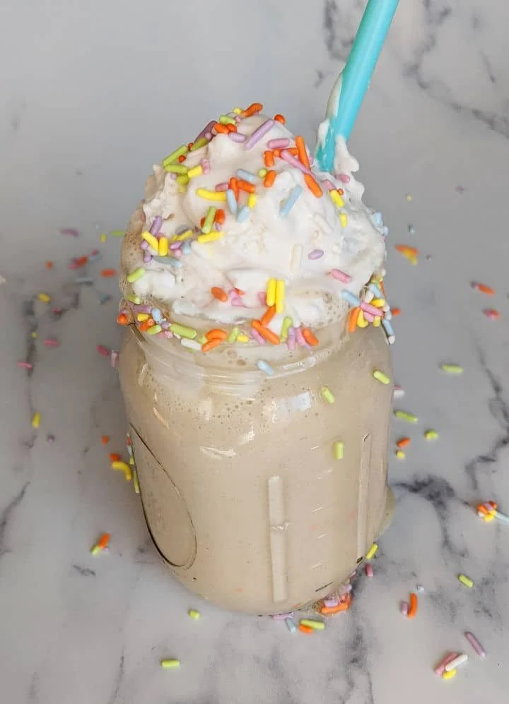 BIRTHDAY CAKE PROTEIN SHAKE