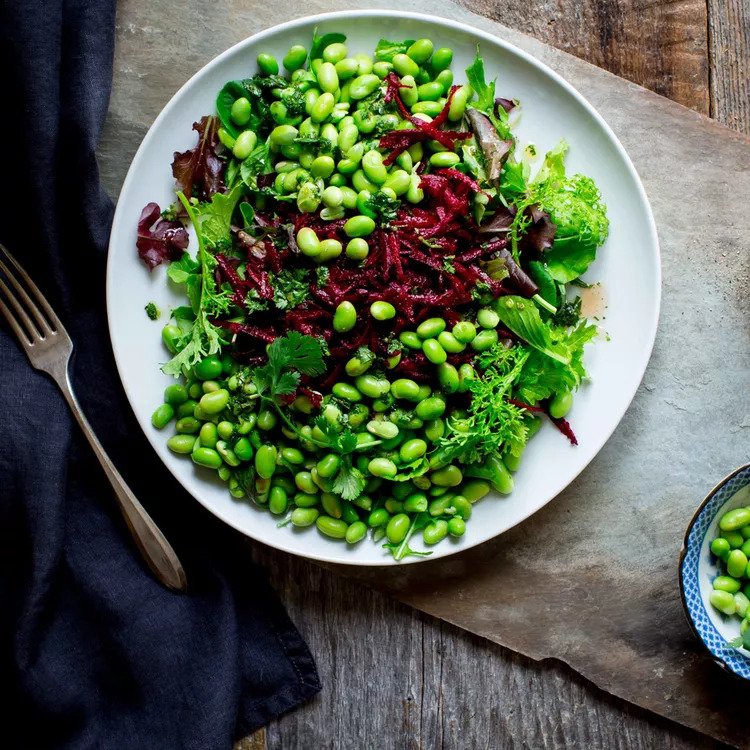 GREEN SALAD WITH EDAMAME &amp; BEETS