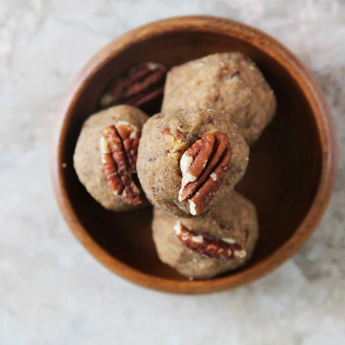 PECAN BUTTER PROTEIN BALLS