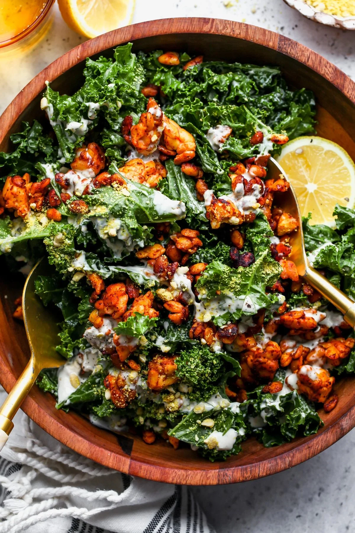 VEGAN KALE CAESAR WITH SMOKY TEMPEH CRUMBLES