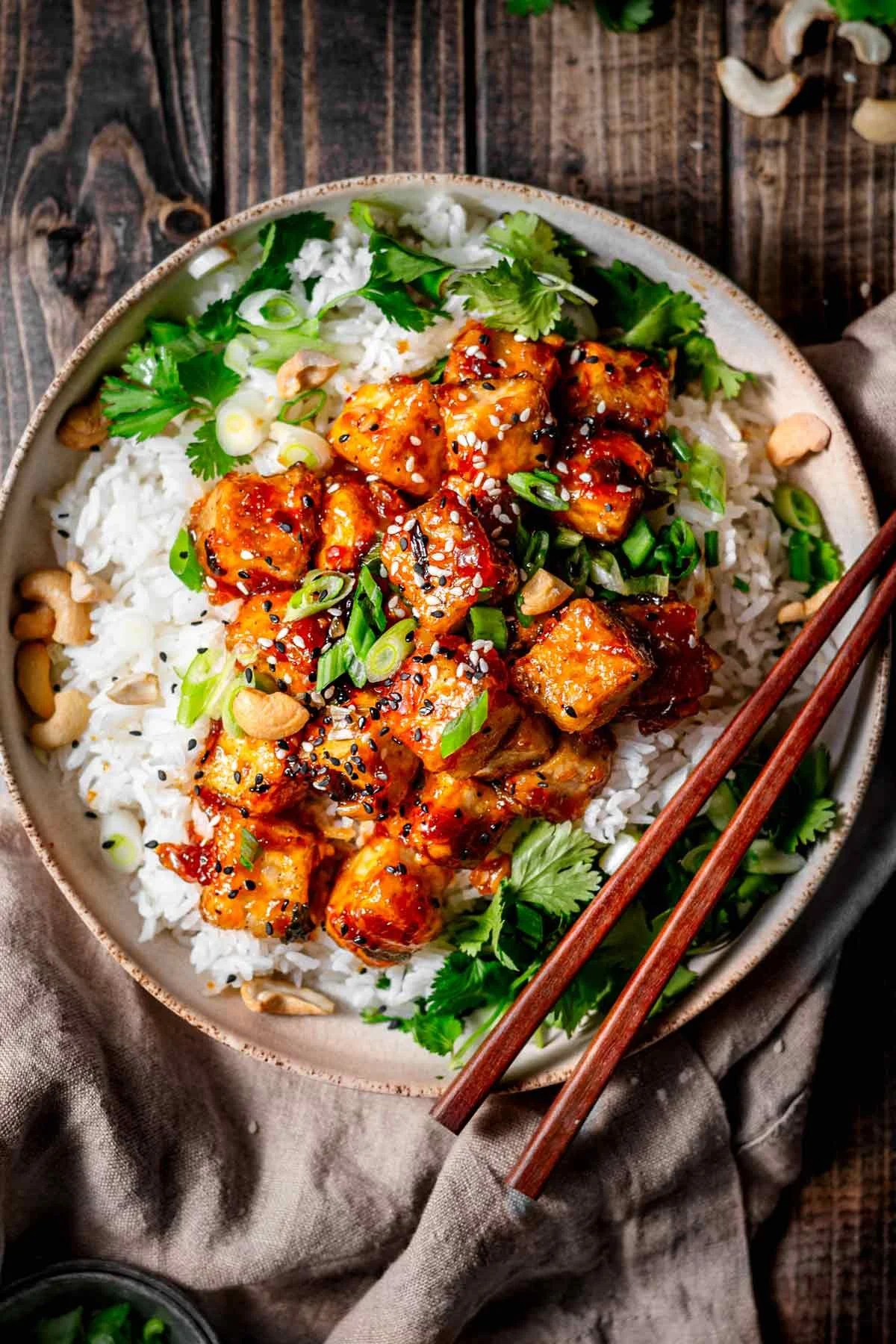 PAN-FRIED STICKY AND CRISPY SESAME TOFU