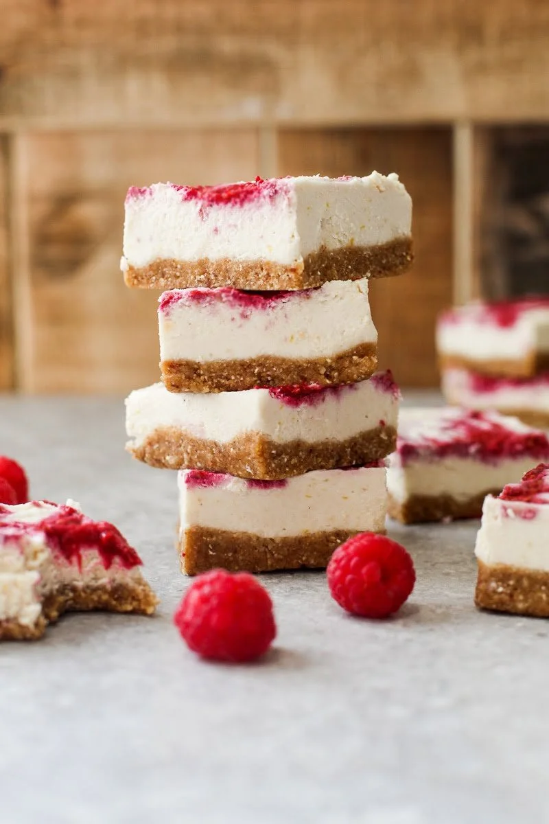 NO-BAKE VEGAN RASPBERRY CHEESECAKE BARS