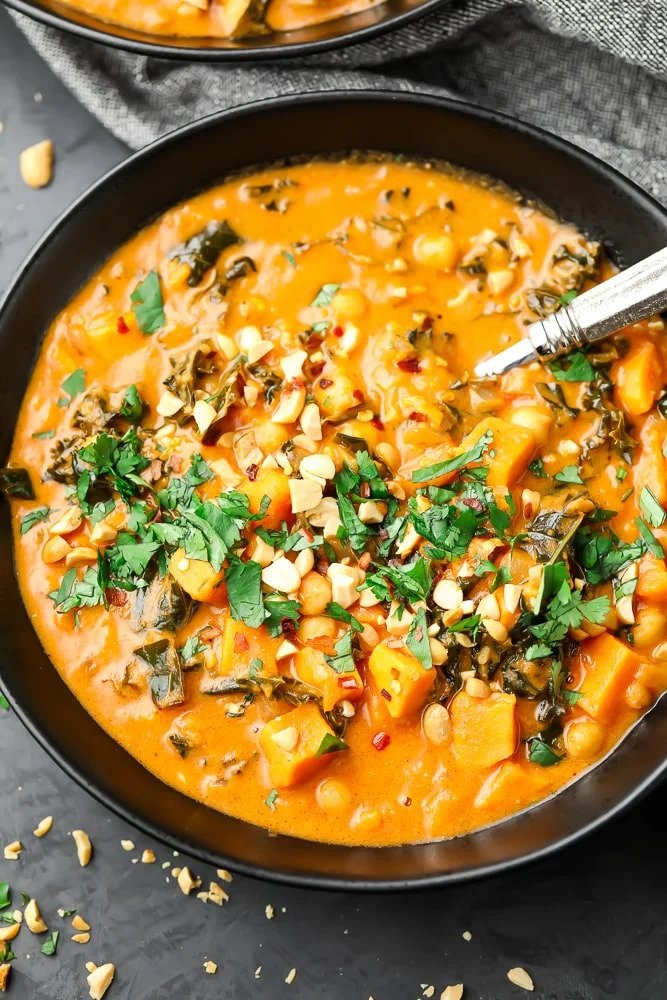 SPICY PEANUT SOUP