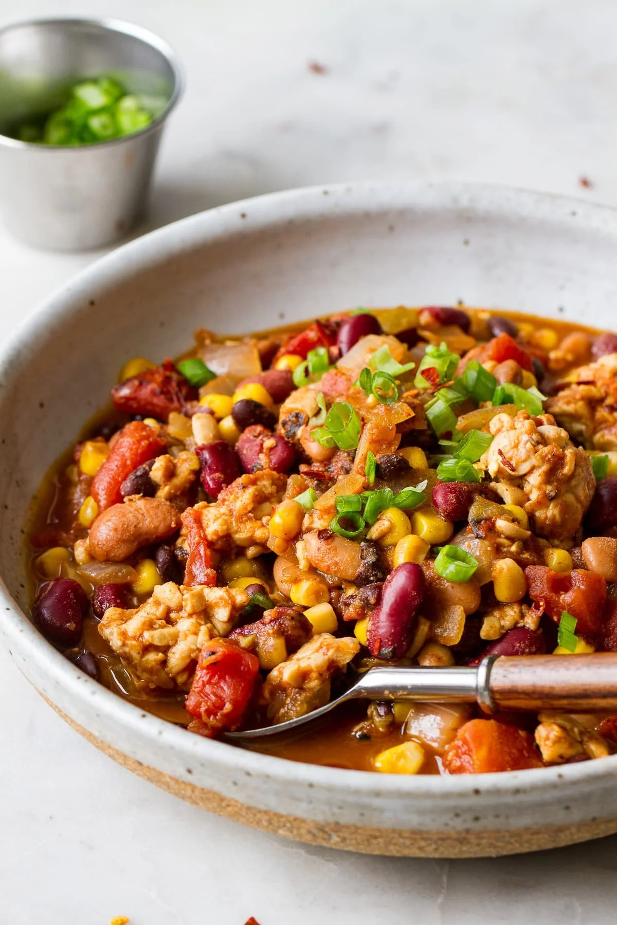 THE ULTIMATE TEMPEH CHILI