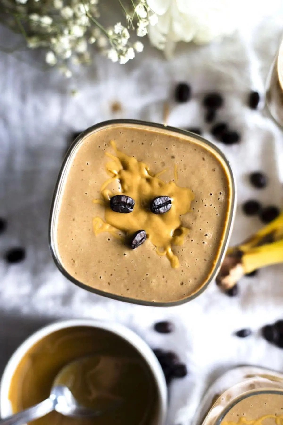 PEANUT BUTTER ESPRESSO SMOOTHIE
