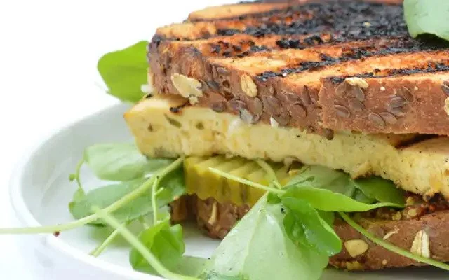 GRILLED CUBAN TOFU SANDWICH