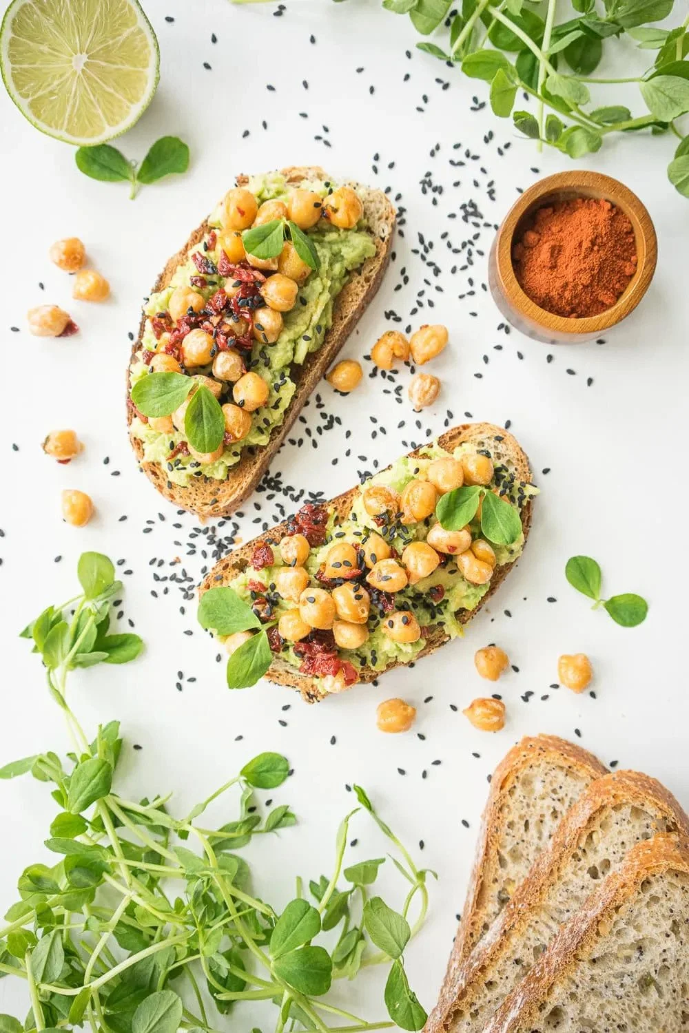 VEGAN AVOCADO TOAST