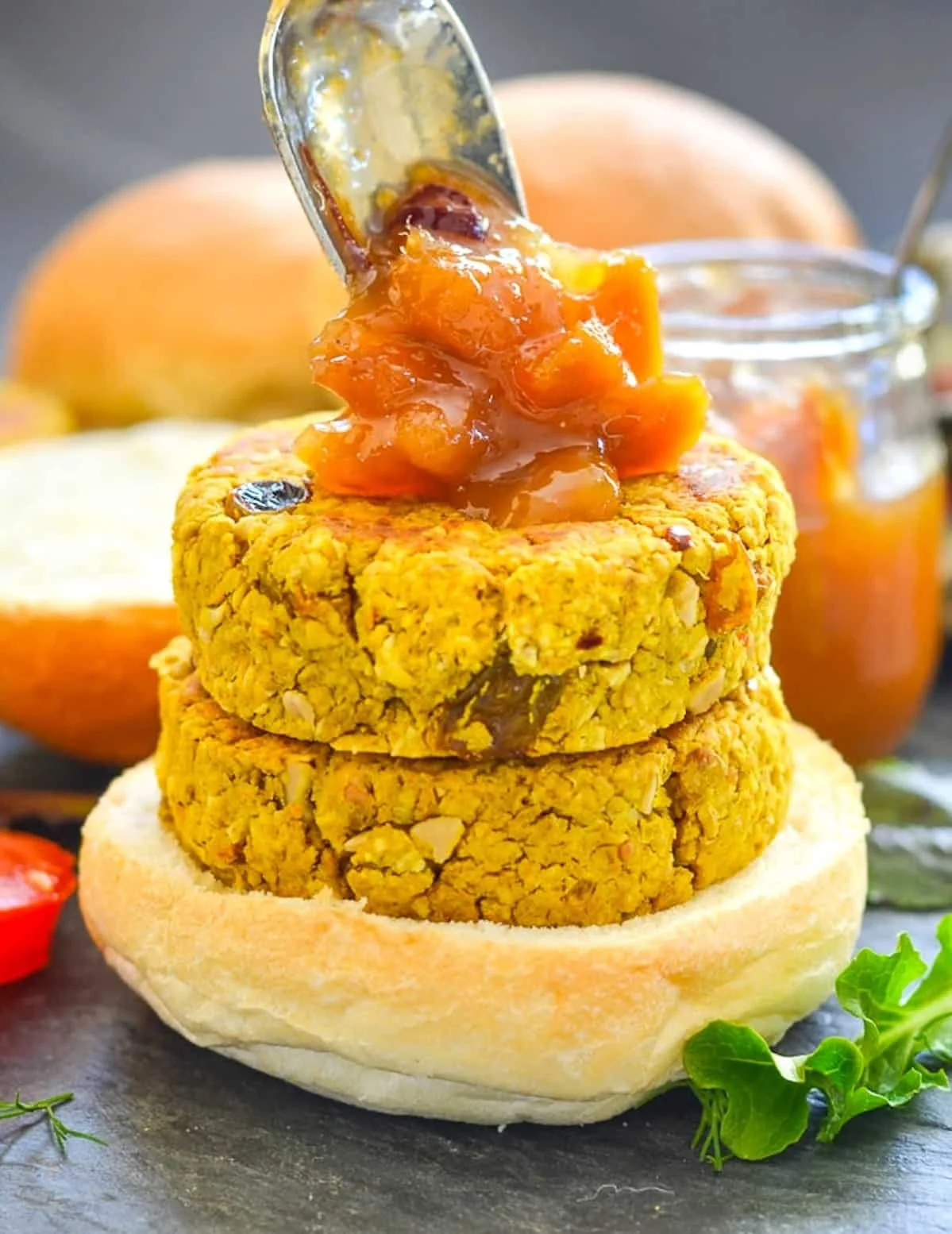 CURRIED CHICKPEA BURGERS