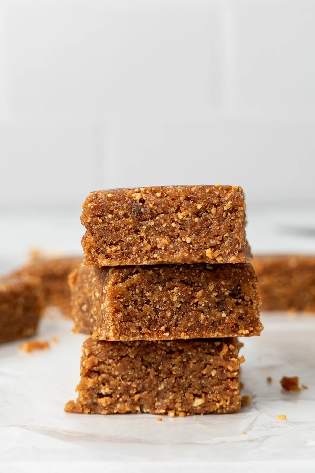 PEANUT BUTTER LARA BARS